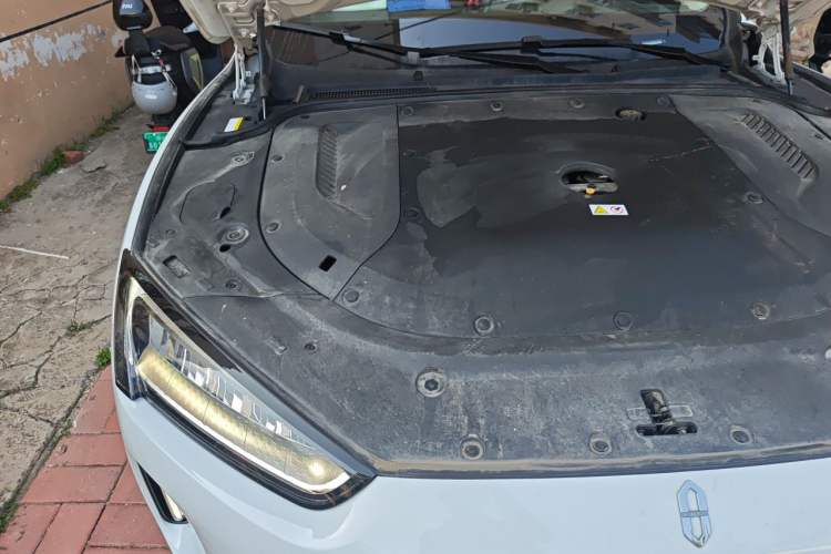 Used Hima AITO M5 2022 Extended-Range Four-Wheel Drive Ultimate Edition Engine Bay Right