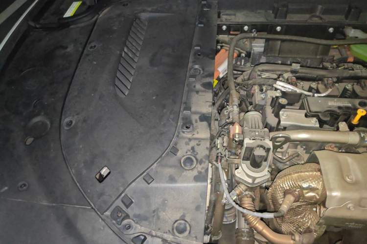 Used Hima AITO M5 2022 Range-Extended Rear-Drive Standard Version Engine Bay Right