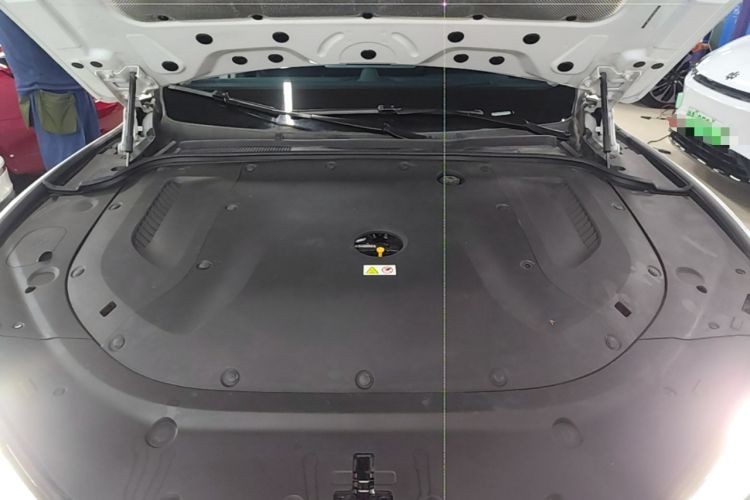 Used Hima AITO M5 2022 Extended-Range Four-Wheel Drive Performance Version Engine Bay