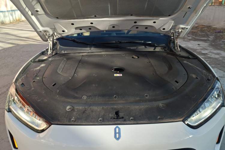 Used Hima AITO M5 2022 Range-Extended Rear-Drive Standard Version Engine Bay