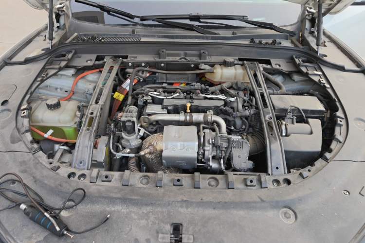 Used Hima AITO M5 2022 Extended-Range Four-Wheel Drive Performance Version Engine Bay