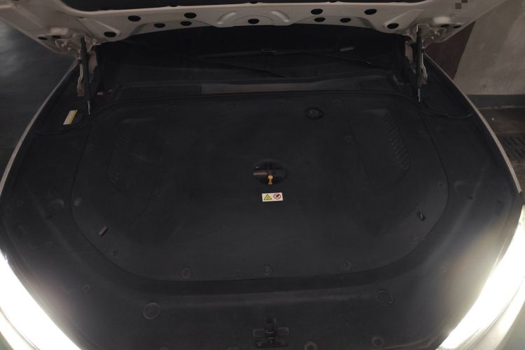 Used Hima AITO M5 2022 Extended-Range Four-Wheel Drive Performance Version Engine Bay