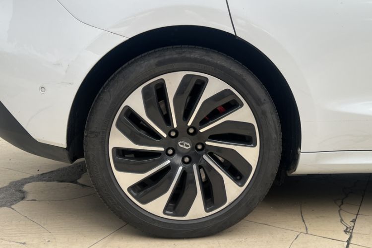 Used Hima AITO M5 2022 Extended-Range Four-Wheel Drive Performance Version Exterior 2