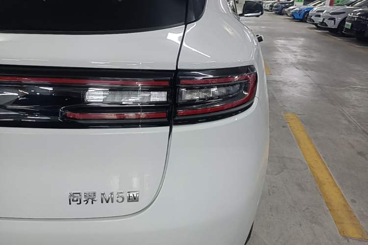 Used Hima AITO M5 2022 Pure Electric Rear-Drive Standard Edition Exterior 3