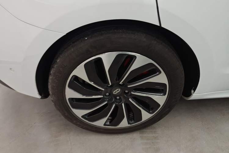 Used Hima AITO M5 2022 Extended-Range Four-Wheel Drive Flagship Edition Exterior 5