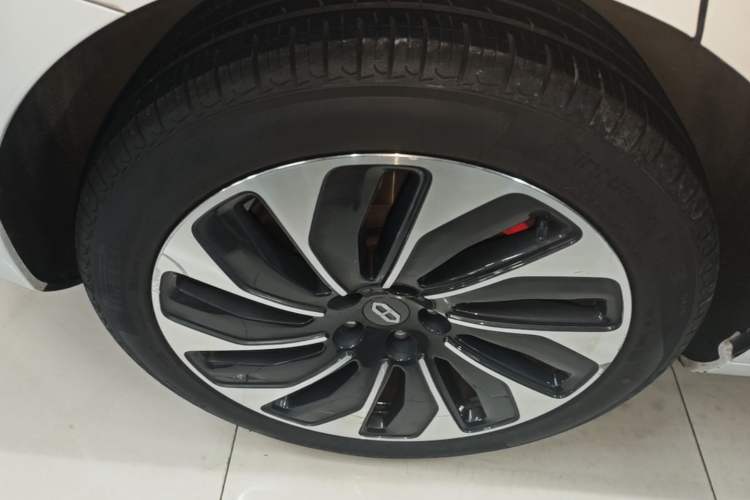 Used Hima AITO M5 2022 Extended-Range Four-Wheel Drive Performance Version Exterior 5