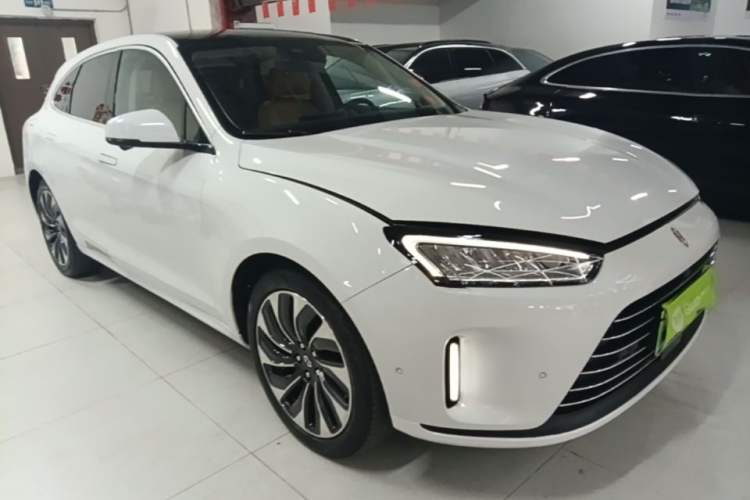 Used Hima AITO M5 2022 Extended-Range Four-Wheel Drive Performance Version Front Right 45 Deg