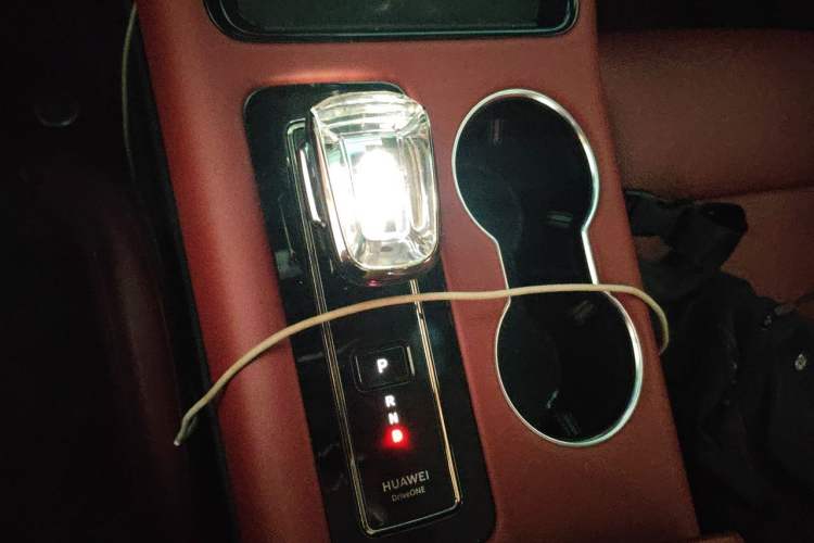 Used Hima AITO M5 2022 Pure Electric All-Wheel-Drive Performance Edition Gear Lever