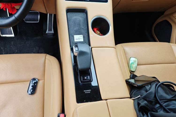 Used Hima AITO M5 2022 Range-Extended Rear-Drive Standard Version Gear Lever
