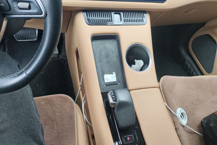 Used Hima AITO M5 2022 Range-Extended Rear-Drive Standard Version Gear Lever