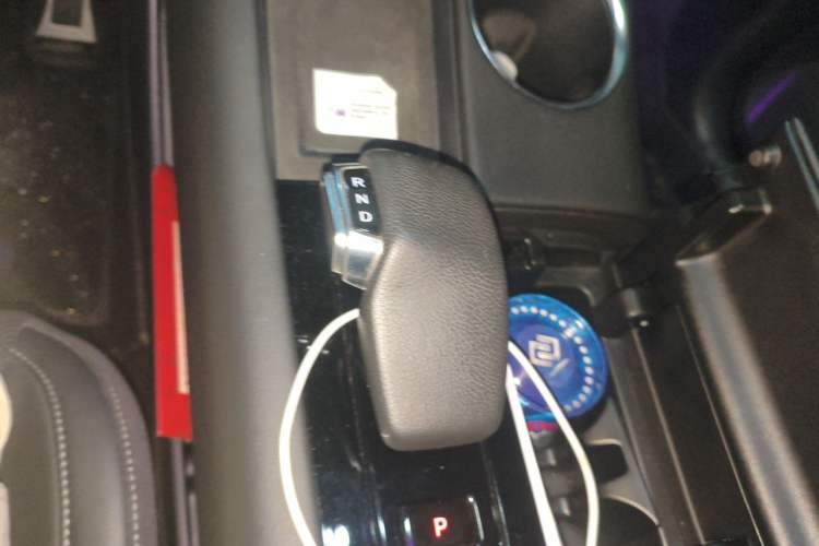 Used Hima AITO M5 2022 Extended-Range Four-Wheel Drive Ultimate Edition Gear Lever