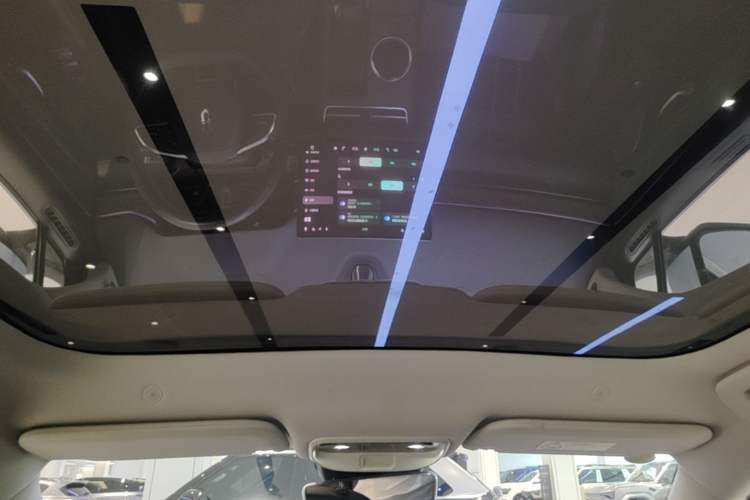 Used Hima AITO M5 2022 Extended-Range Four-Wheel Drive Performance Version Headliner