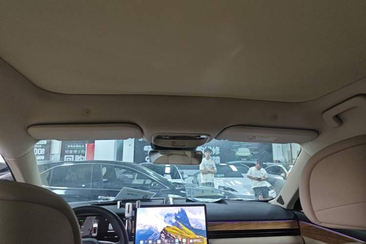 Used Hima AITO M5 2022 Pure Electric Rear-Drive Standard Edition Headliner