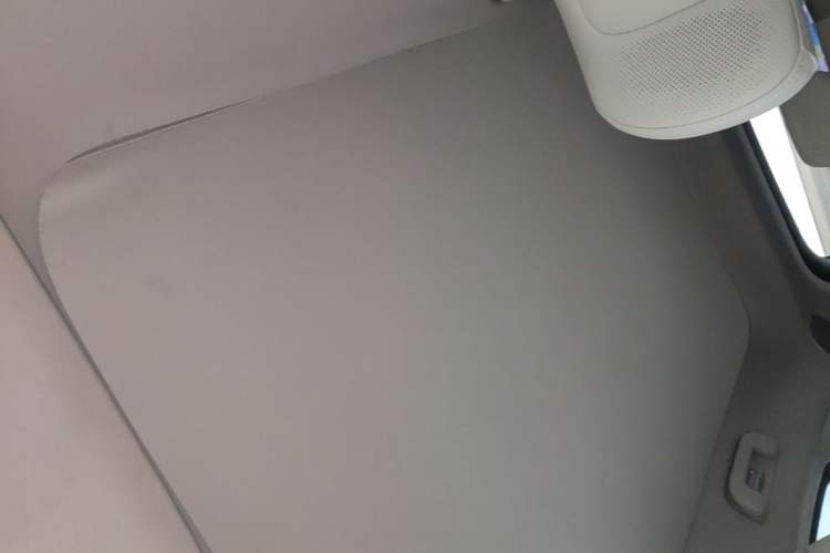 Used Hima AITO M5 2022 Range-Extended Rear-Drive Standard Version Headliner