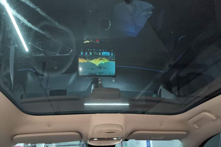 Used Hima AITO M5 2022 Extended-Range Four-Wheel Drive Ultimate Edition Headliner