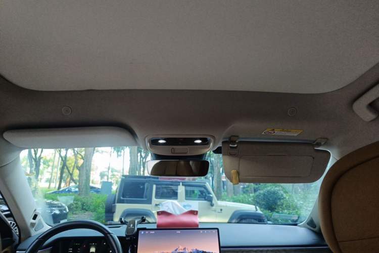 Used Hima AITO M5 2022 Range-Extended Rear-Drive Standard Version Headliner