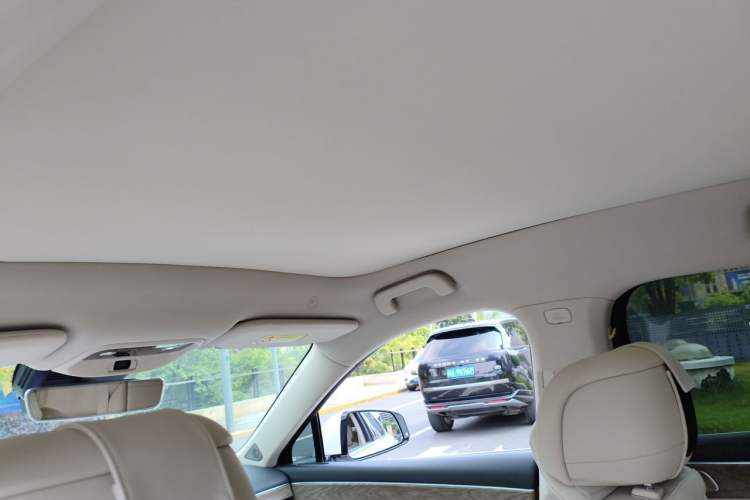Used Hima AITO M5 2022 Extended-Range Four-Wheel Drive Ultimate Edition Headliner