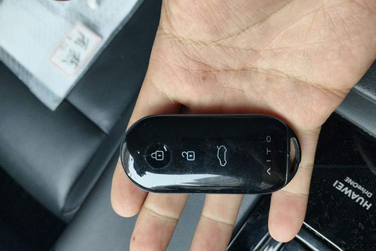 Used Hima AITO M5 2022 Extended-Range Four-Wheel Drive Performance Version Interior 1