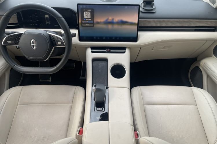Used Hima AITO M5 2022 Extended-Range Four-Wheel Drive Performance Version Interior 1