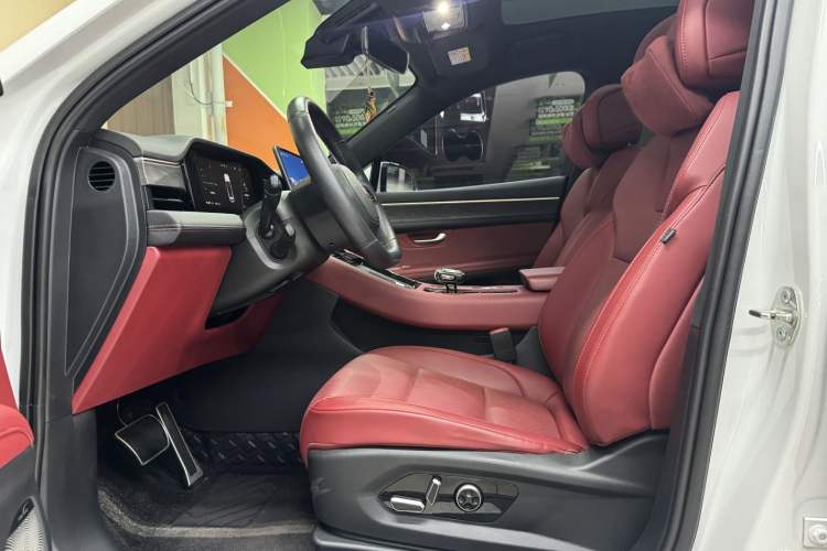 Used Hima AITO M5 2022 Pure Electric All-Wheel-Drive Performance Edition Interior 2