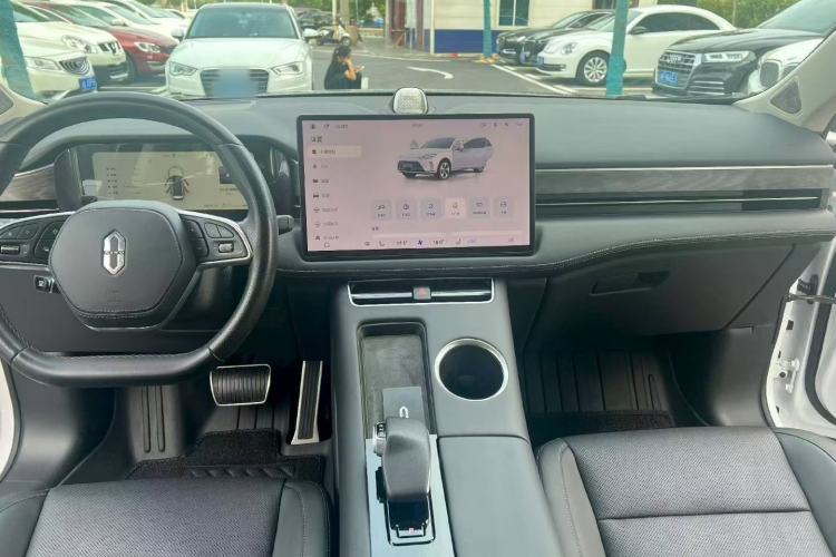 Used Hima AITO M5 2022 Range-Extended Rear-Drive Standard Version Interior 4
