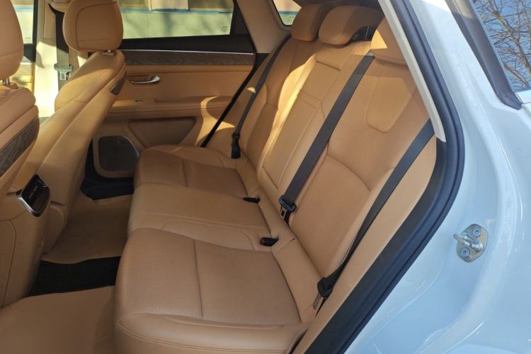 Used Hima AITO M5 2022 Range-Extended Rear-Drive Standard Version Interior 4