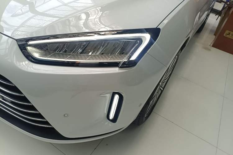 Used Hima AITO M5 2022 Extended-Range Four-Wheel Drive Flagship Edition Left Front Headlight