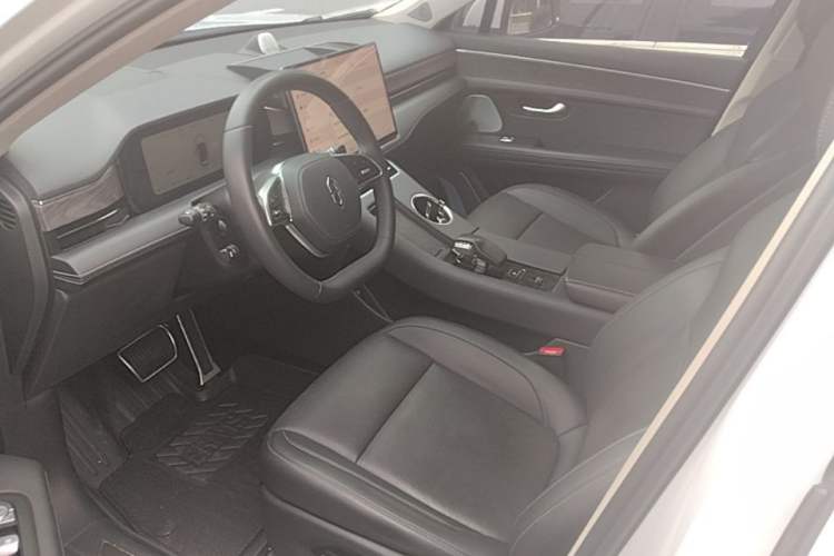 Used Hima AITO M5 2022 Range-Extended Rear-Drive Standard Version Left Front Seat