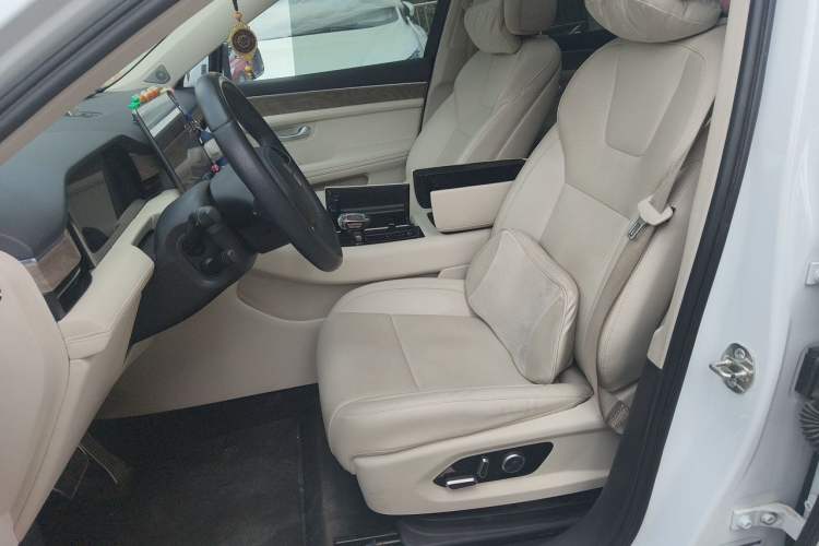 Used Hima AITO M5 2022 Extended-Range Four-Wheel Drive Ultimate Edition Left Front Seat