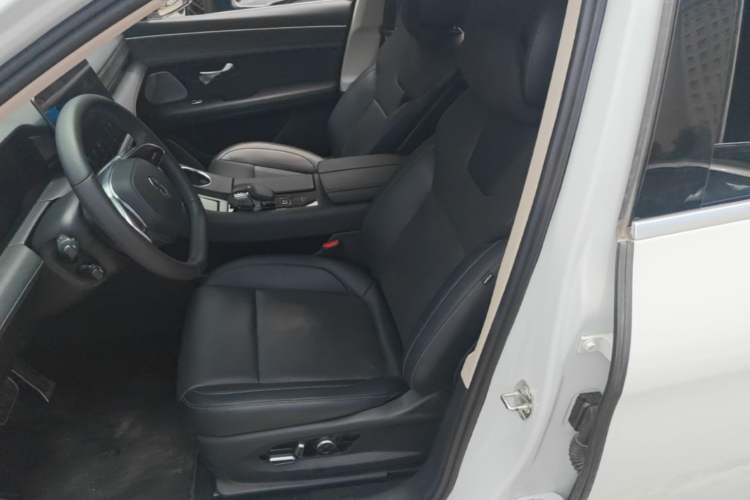 Used Hima AITO M5 2022 Range-Extended Rear-Drive Standard Version Left Front Seat