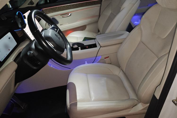 Used Hima AITO M5 2022 Range-Extended Rear-Drive Standard Version Left Front Seat