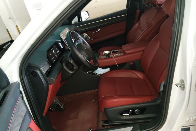 Used Hima AITO M5 2022 Pure Electric All-Wheel-Drive Performance Edition Left Front Seat