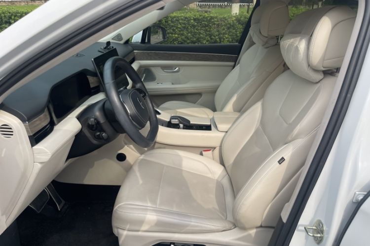 Used Hima AITO M5 2022 Extended-Range Four-Wheel Drive Performance Version Left Front Seat
