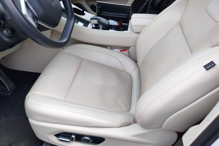 Used Hima AITO M5 2022 Extended-Range Four-Wheel Drive Ultimate Edition Left Front Seat