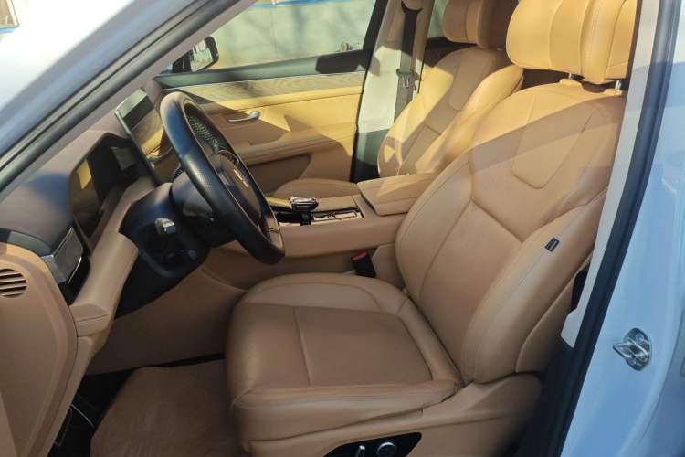 Used Hima AITO M5 2022 Range-Extended Rear-Drive Standard Version Left Front Seat