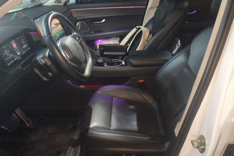 Used Hima AITO M5 2022 Extended-Range Four-Wheel Drive Ultimate Edition Left Front Seat