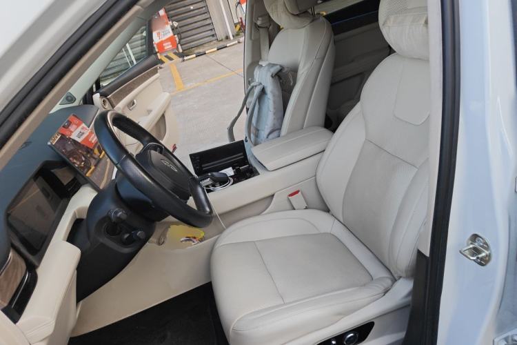 Used Hima AITO M5 2022 Extended-Range Four-Wheel Drive Performance Version Left Front Seat