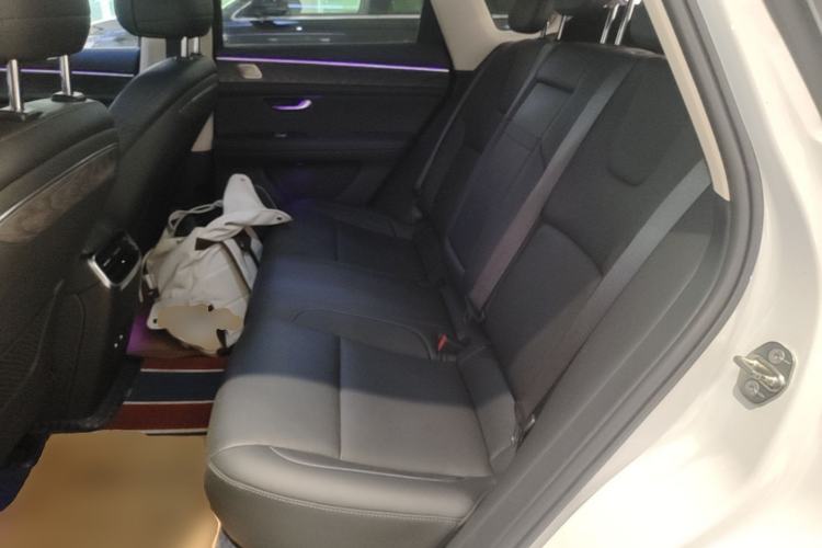 Used Hima AITO M5 2022 Extended-Range Four-Wheel Drive Performance Version Left Rear Seat
