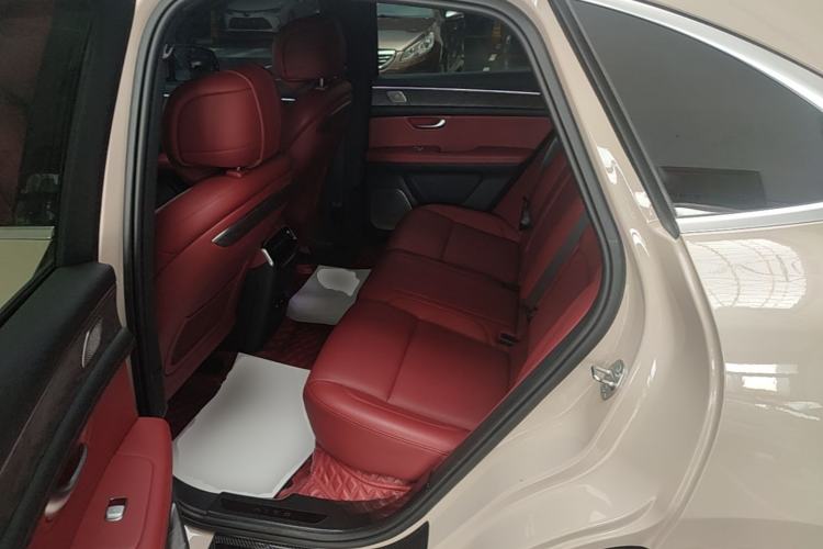 Used Hima AITO M5 2022 Pure Electric All-Wheel-Drive Performance Edition Left Rear Seat
