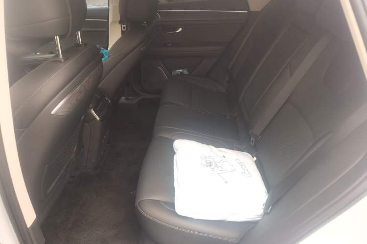 Used Hima AITO M5 2022 Range-Extended Rear-Drive Standard Version Left Rear Seat