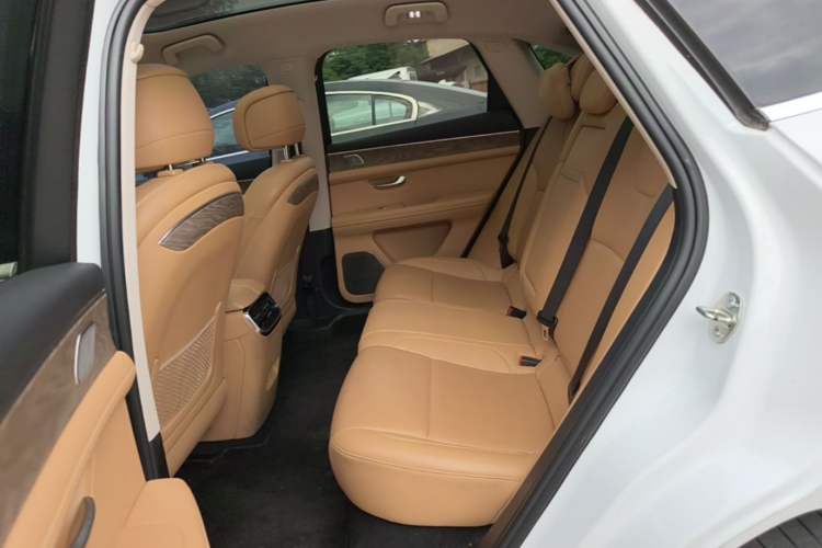 Used Hima AITO M5 2022 Extended-Range Four-Wheel Drive Ultimate Edition Left Rear Seat