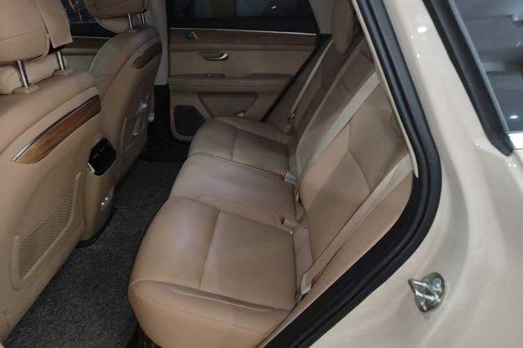 Used Hima AITO M5 2022 Pure Electric Rear-Drive Standard Edition Left Rear Seat