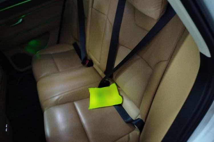 Used Hima AITO M5 2022 Range-Extended Rear-Drive Standard Version Left Rear Seat