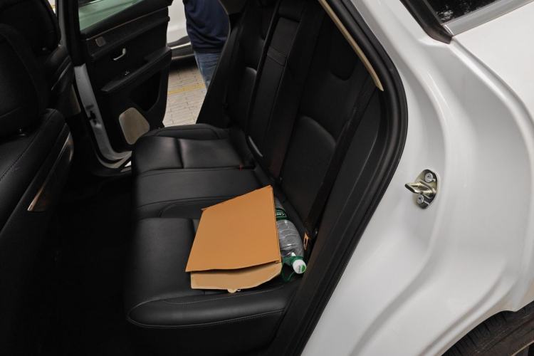 Used Hima AITO M5 2022 Extended-Range Four-Wheel Drive Performance Version Left Rear Seat