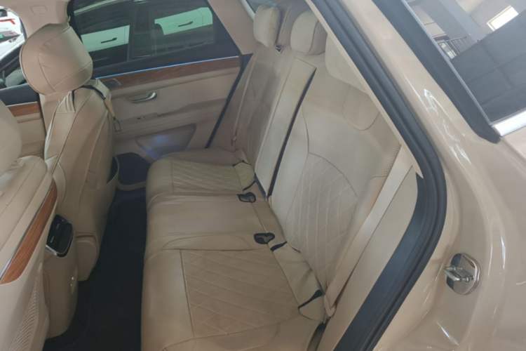 Used Hima AITO M5 2022 Pure Electric Rear-Drive Standard Edition Left Rear Seat
