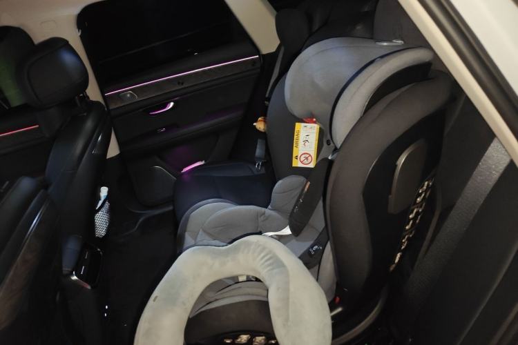 Used Hima AITO M5 2022 Range-Extended Rear-Drive Standard Version Left Rear Seat