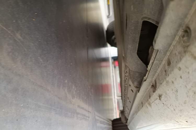 Used Hima AITO M5 2022 Extended-Range Four-Wheel Drive Ultimate Edition Left Side Sill