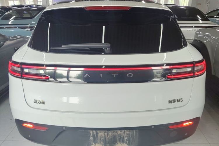 Used Hima AITO M5 2022 Extended-Range Four-Wheel Drive Performance Version Rear
