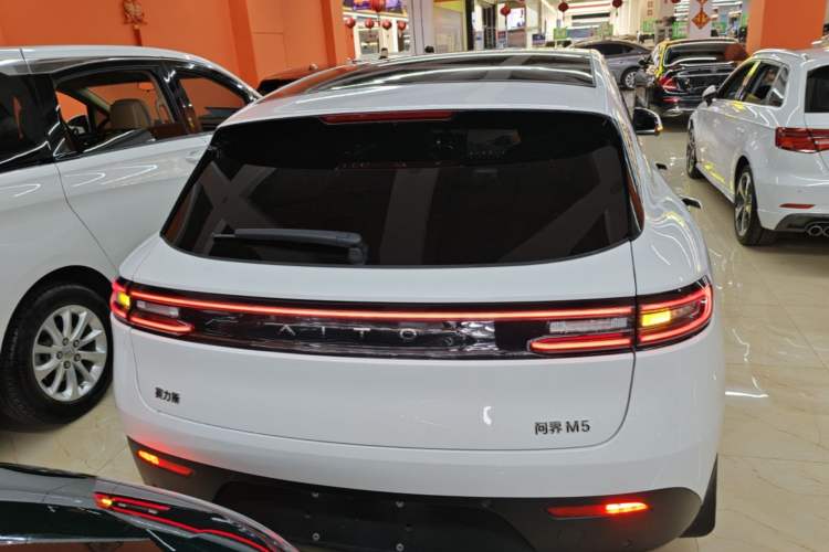 Used Hima AITO M5 2022 Extended-Range Four-Wheel Drive Flagship Edition Rear