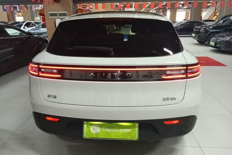 Used Hima AITO M5 2022 Extended-Range Four-Wheel Drive Performance Version Rear